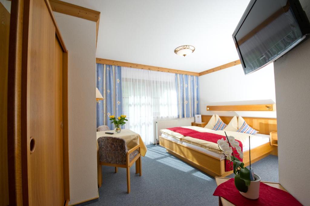 Hotel Landhaus Neumayr Grossarl Habitación foto